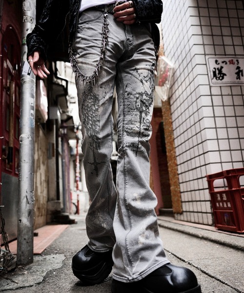 FUGA(フーガ)の「『FUGA/フーガ』FUGA × 2002 Print Flare Demin Pants(デニムパンツ・メンズ・グレー・S/M/L)」の19枚目の写真