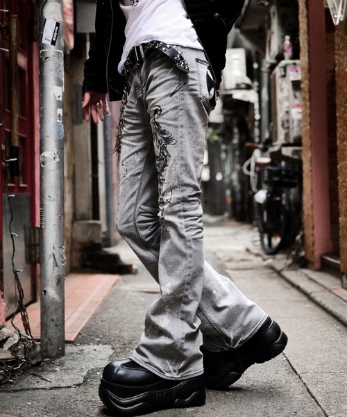 FUGA(フーガ)の「『FUGA/フーガ』FUGA × 2002 Print Flare Demin Pants(デニムパンツ・メンズ・グレー・S/M/L)」の22枚目の写真