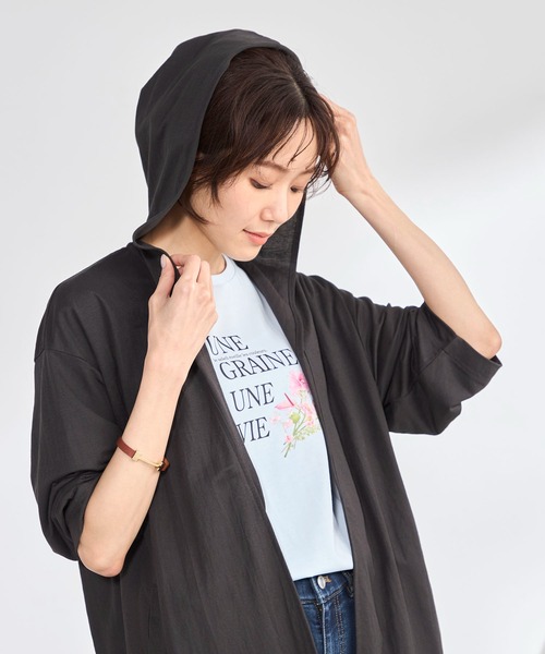 GALLORIA(ギャローリア)の「【UVカット・接触冷感】フーディカーディガン(カーディガン/ボレロ・レディース・チャコールグレー/ベージュ・S/M/LL/L)」の9枚目の写真