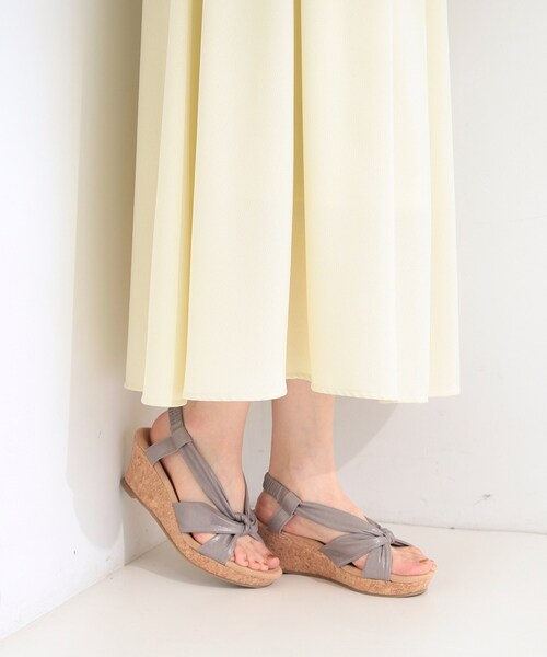 SHOO・LA・RUE（シューラルー）の「ねじりまが～るサンダル（サンダル・レディース・ブラック/ブラウン系その他・35/45）」の9枚目の写真