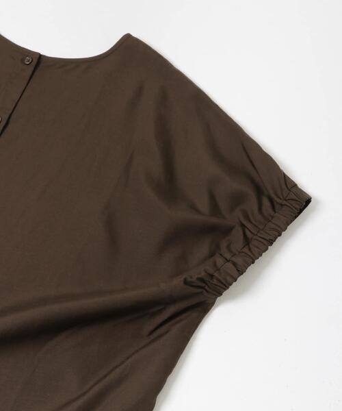 ITEMS URBANRESEARCH(アイテムズ アーバンリサーチ)の「REFINED LINEN ドルマンブラウス(シャツ/ブラウス・レディース・ブラウン/ブラック/オフホワイト・FREE)」の7枚目の写真