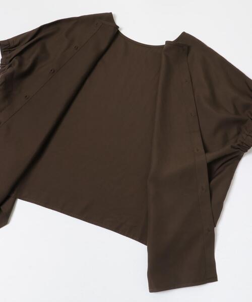 ITEMS URBANRESEARCH(アイテムズ アーバンリサーチ)の「REFINED LINEN ドルマンブラウス(シャツ/ブラウス・レディース・ブラウン/ブラック/オフホワイト・FREE)」の6枚目の写真