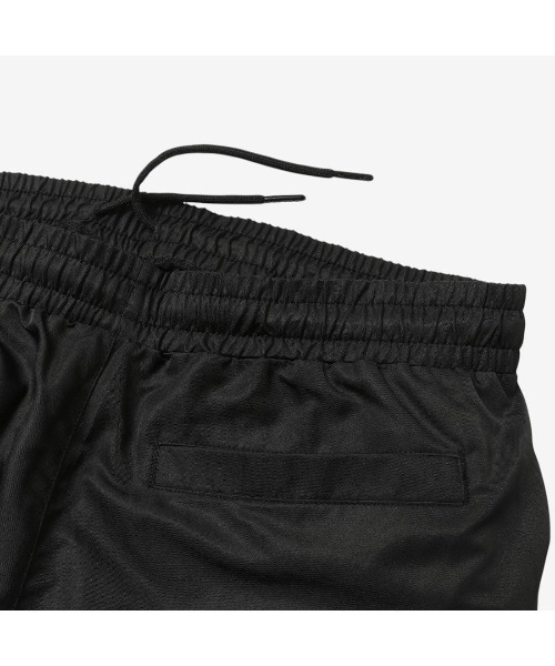Reebok(リーボック)の「バインディング ウーブン ショーツ / ID 5 BINDING WOVEN SHORTS(その他パンツ・メンズ・ブラック/ネイビー/ブルー・X-LARGE/MEDIUM/LARGE/SMALL)」の18枚目の写真