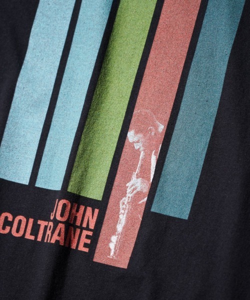 THRIFTY LOOK(スリフティールック)の「THRIFTY LOOK スリフティルック / "JOHN COLTRANE" JAZZ TEE(Tシャツ/カットソー・メンズ・ブラック/ブラック系1・X-LARGE/MEDIUM/LARGE)」の14枚目の写真
