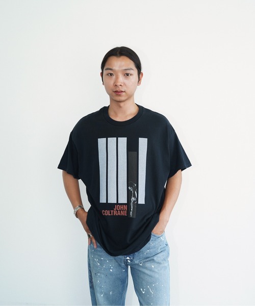 THRIFTY LOOK(スリフティールック)の「THRIFTY LOOK スリフティルック / "JOHN COLTRANE" JAZZ TEE(Tシャツ/カットソー・メンズ・ブラック/ブラック系1・X-LARGE/MEDIUM/LARGE)」の19枚目の写真