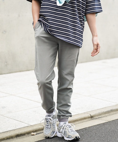 BAYFLOW(ベイフロー)の「【ストレッチ】FLOWカラージョグパンツ(その他パンツ・メンズ・カーキ/グレー/チャコール/ベージュ・SMALL/LARGE/MEDIUM)」の21枚目の写真