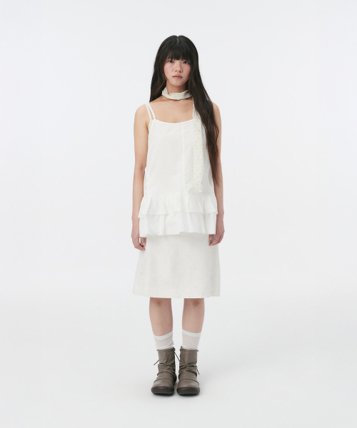 OHESHIO(オヘシオ)の「POCKET FRILL SLEEVELESS, WHITE(Tシャツ/カットソー・レディース・その他・FREE)」の2枚目の写真