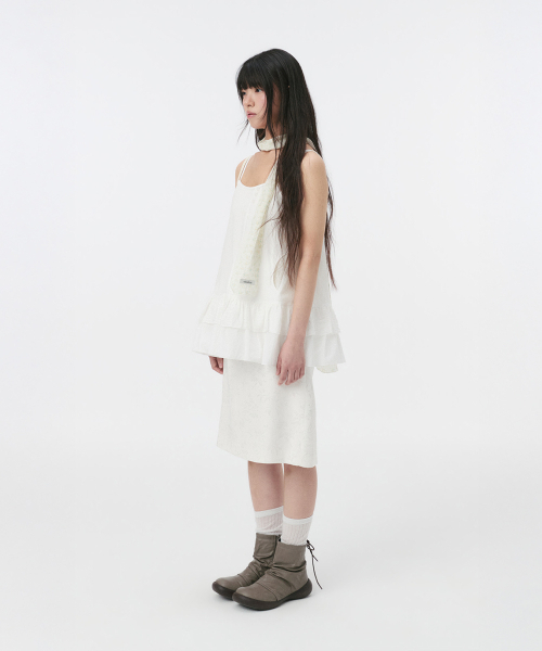 OHESHIO(オヘシオ)の「POCKET FRILL SLEEVELESS, WHITE(Tシャツ/カットソー・レディース・その他・FREE)」の3枚目の写真