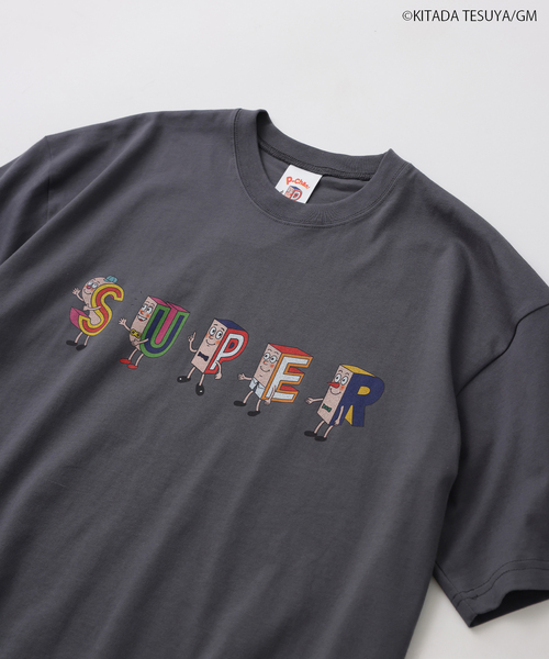 JOURNAL STANDARD relume(ジャーナルスタンダード レリューム)の「Pちゃん / アルファベッツ "SUPER" アルファベット Tシャツ(Tシャツ/カットソー・メンズ・ブラック系その他/ホワイト・LARGE/MEDIUM)」の4枚目の写真