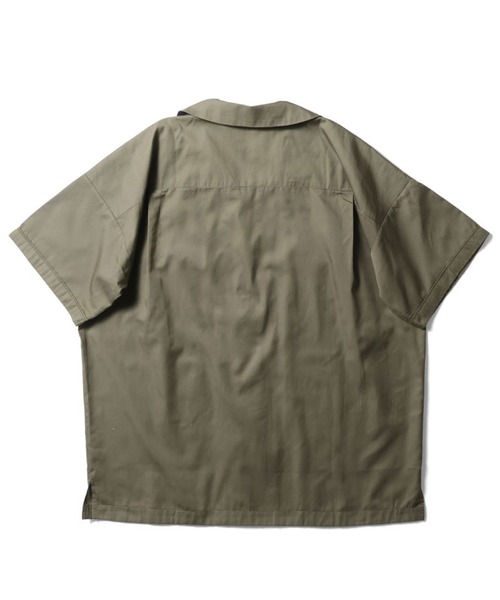 HOUSTON(ヒューストン)の「HOUSTON コード刺繍オープンカラーシャツ(CHEST POKET)(シャツ/ブラウス・メンズ・オフホワイト/オリーブ/チャコール・XX-LARGE/X-LARGE/LARGE/MEDIUM)」の4枚目の写真