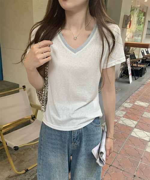 Girly Doll（ガーリードール）の「配色VネックTシャツ（Tシャツ/カットソー・レディース・ホワイト/ブラック・M/L）」の18枚目の写真