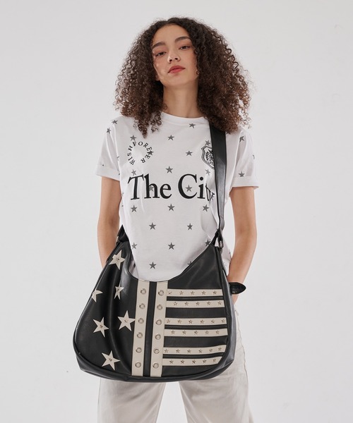 WISH FOR EVER(ウィッシュフォーエバー)の「STAR STUDS FLAG SHOULDER BAG/スタースタッズフラッグショルダーバッグ(ショルダーバッグ・メンズ・ネイビー/ブラック・ONE SIZE)」の12枚目の写真