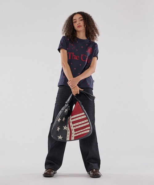 WISH FOR EVER(ウィッシュフォーエバー)の「STAR STUDS FLAG SHOULDER BAG/スタースタッズフラッグショルダーバッグ(ショルダーバッグ・メンズ・ネイビー/ブラック・ONE SIZE)」の5枚目の写真
