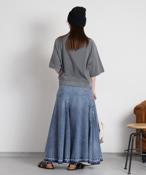 cepo(セポ)の「フロッキー加工アニマルプリントショートスリーブTee(Tシャツ/カットソー・レディース・オフホワイト/サックスブルー/チャコール/レッド・M)」の7枚目の写真