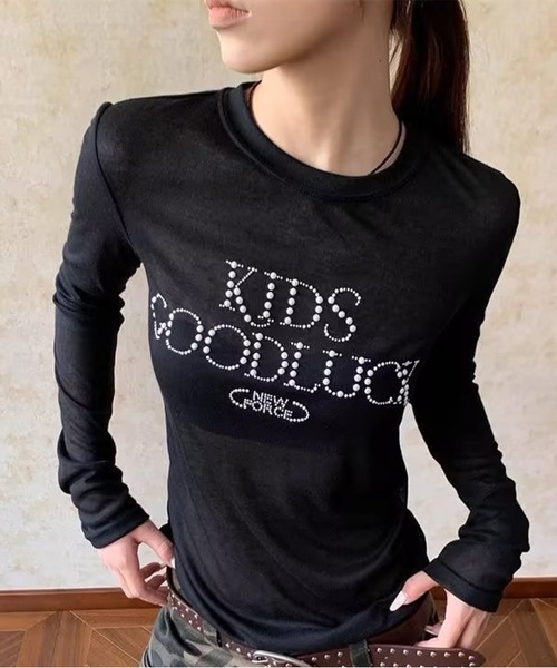 AsheKsha(アシクシャ)の「アメリカンレトロアルファベットスリム長袖Tシャツ(Tシャツ/カットソー・レディース・グレー/ブラック・M)」の2枚目の写真