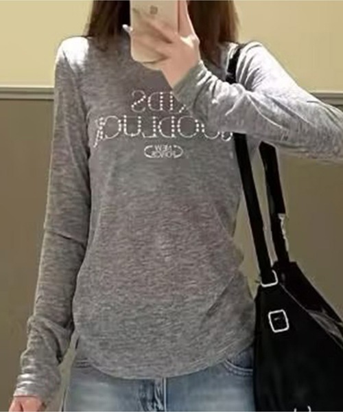 AsheKsha(アシクシャ)の「アメリカンレトロアルファベットスリム長袖Tシャツ(Tシャツ/カットソー・レディース・グレー/ブラック・M)」の17枚目の写真