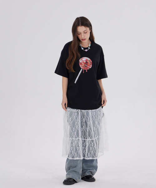 DYSFUNCT(ディスファンクト)の「RED HOOD FLORAL CANDY T-SHIRT(BLACK)(Tシャツ/カットソー・レディース・その他・LARGE/MEDIUM/SMALL)」の2枚目の写真