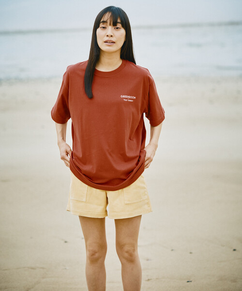 FREAK'S STORE(フリークスストア)の「GREENROOM GALLERY × FREAK'S STORE / グリーンルームギャラリー 別注 Tyler Warren 半袖Tシャツ(Tシャツ/カットソー・メンズ・レッド/チャコールグレー/ホワイト・MEDIUM/LARGE)」の4枚目の写真