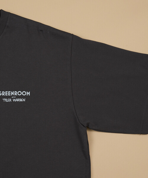 FREAK'S STORE(フリークスストア)の「GREENROOM GALLERY × FREAK'S STORE / グリーンルームギャラリー 別注 Tyler Warren 半袖Tシャツ(Tシャツ/カットソー・メンズ・レッド/チャコールグレー/ホワイト・MEDIUM/LARGE)」の8枚目の写真