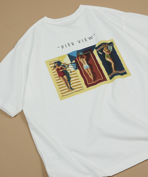 FREAK'S STORE(フリークスストア)の「GREENROOM GALLERY × FREAK'S STORE / グリーンルームギャラリー 別注 Tyler Warren 半袖Tシャツ(Tシャツ/カットソー・メンズ・レッド/チャコールグレー/ホワイト・MEDIUM/LARGE)」の20枚目の写真