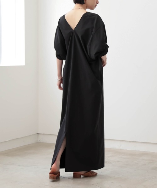 for/c(フォーシー)の「ボリュームスリーブワンピース【サスティナブル】(ワンピース・レディース・ネイビー/ブラック/ブラウン・TM/L/M/PM)」の2枚目の写真
