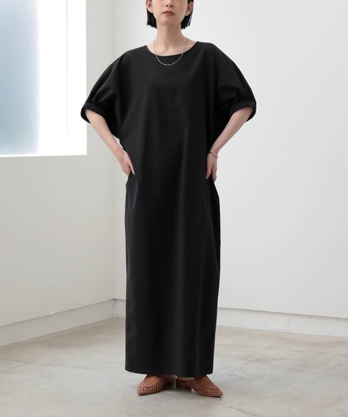 for/c(フォーシー)の「ボリュームスリーブワンピース【サスティナブル】(ワンピース・レディース・ネイビー/ブラック/ブラウン・TM/L/M/PM)」の19枚目の写真
