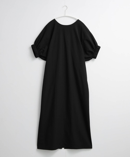 for/c(フォーシー)の「ボリュームスリーブワンピース【サスティナブル】(ワンピース・レディース・ネイビー/ブラック/ブラウン・TM/L/M/PM)」の16枚目の写真