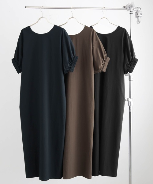 for/c(フォーシー)の「ボリュームスリーブワンピース【サスティナブル】(ワンピース・レディース・ネイビー/ブラック/ブラウン・TM/L/M/PM)」の15枚目の写真