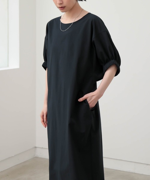 for/c(フォーシー)の「ボリュームスリーブワンピース【サスティナブル】(ワンピース・レディース・ネイビー/ブラック/ブラウン・TM/L/M/PM)」の9枚目の写真