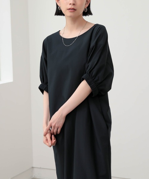 for/c(フォーシー)の「ボリュームスリーブワンピース【サスティナブル】(ワンピース・レディース・ネイビー/ブラック/ブラウン・TM/L/M/PM)」の11枚目の写真