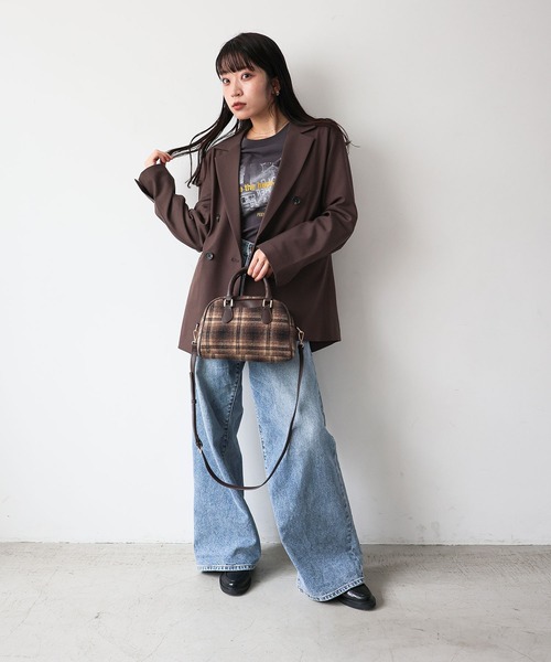 MIAN (ミアン)の「チェック柄2wayボストンバッグ(ボストンバッグ・レディース・キャメル/ブラウン/ブラック・FREE)」の17枚目の写真