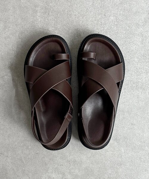 un dix cors(アンディコール)の「クロスバンドサンダル(サンダル・レディース・ブラック/ブラウン・LARGE/MEDIUM)」の8枚目の写真