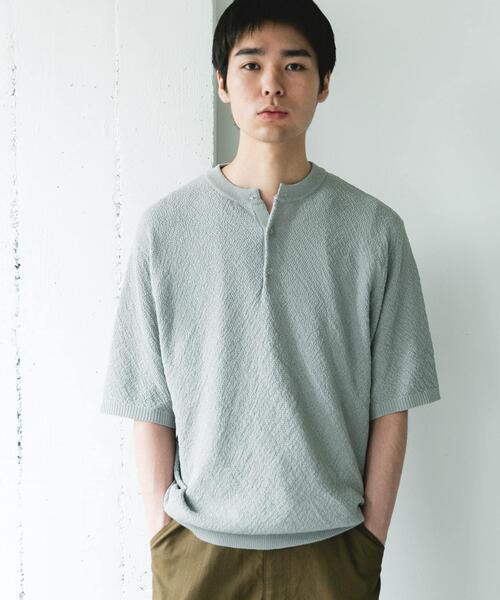 URBAN RESEARCH DOORS(アーバンリサーチドアーズ)の「『吸水速乾/防シワ/イージーケア/UVカット』DRYMIX カノコ ショートスリーブヘンリーネックニット(ニット/セーター・メンズ・ブラック/グレー・MEDIUM/LARGE)」の15枚目の写真