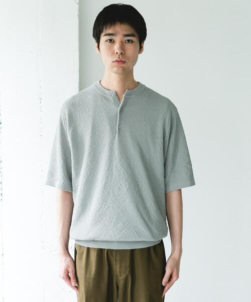 URBAN RESEARCH DOORS(アーバンリサーチドアーズ)の「『吸水速乾/防シワ/イージーケア/UVカット』DRYMIX カノコ ショートスリーブヘンリーネックニット(ニット/セーター・メンズ・ブラック/グレー・MEDIUM/LARGE)」の22枚目の写真