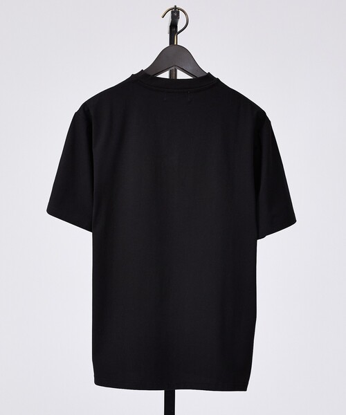 ABAHOUSE GRAY(アバハウスグレイ)の「【SMART CLOSET】シルケット天竺 キーヘンリーネック Tシャツ / 接触冷感 / 遮熱(Tシャツ/カットソー・メンズ・グリーン/ネイビー/ブラック/ホワイト/グレイッシュベージュ・44/50/46/48)」の8枚目の写真