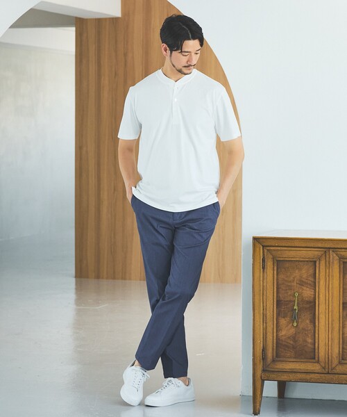 ABAHOUSE GRAY（アバハウスグレイ）の「【SMART CLOSET】シルケット天竺 キーヘンリーネック Tシャツ / 接触冷感 / 遮熱（Tシャツ/カットソー・メンズ・グリーン/ネイビー/ブラック/ホワイト/グレイッシュベージュ・44/50/46/48）」の21枚目の写真