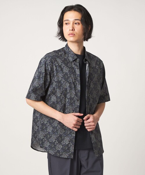 A DAY IN THE LIFE UNITED ARROWS(アデイインザライフユナイテッドアローズ)の「コットン パターンプリント リラックスシャツ<A DAY IN THE LIFE>(シャツ/ブラウス・メンズ・ダークグリーン/ネイビー・M/L)」の2枚目の写真