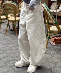 スタッズベルト付きカーブワイドパンツ