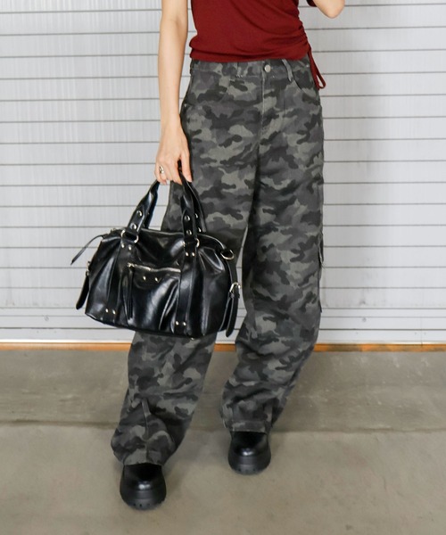 SpRay(スプレイ)の「迷彩カーゴパンツ(カーゴパンツ・レディース・グレー/カーキ・SMALL/MEDIUM)」の3枚目の写真