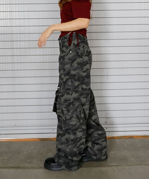 SpRay(スプレイ)の「迷彩カーゴパンツ(カーゴパンツ・レディース・グレー/カーキ・SMALL/MEDIUM)」の6枚目の写真