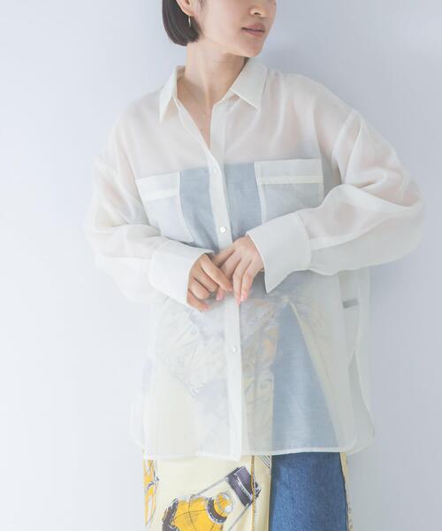 URBAN RESEARCH ROSSO WOMEN(アーバンリサーチ ロッソ)の「シアースキッパーシャツ(シャツ/ブラウス・レディース・オフホワイト/ブラック/イエロー/ブルー系その他・FREE)」の5枚目の写真