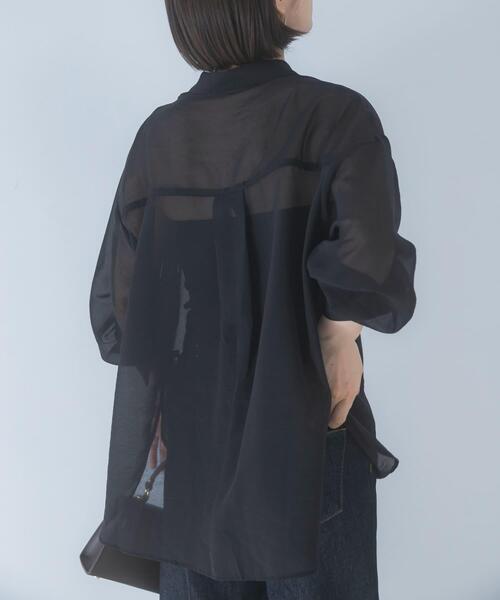 URBAN RESEARCH ROSSO WOMEN(アーバンリサーチ ロッソ)の「シアースキッパーシャツ(シャツ/ブラウス・レディース・オフホワイト/ブラック/イエロー/ブルー系その他・FREE)」の14枚目の写真