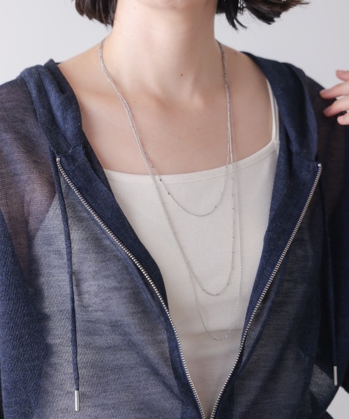 Bou Jeloud(ブージュルード)の「3ラインメタルロングネックレス(ネックレス・レディース・シルバー/ゴールド・ONESIZE)」の5枚目の写真