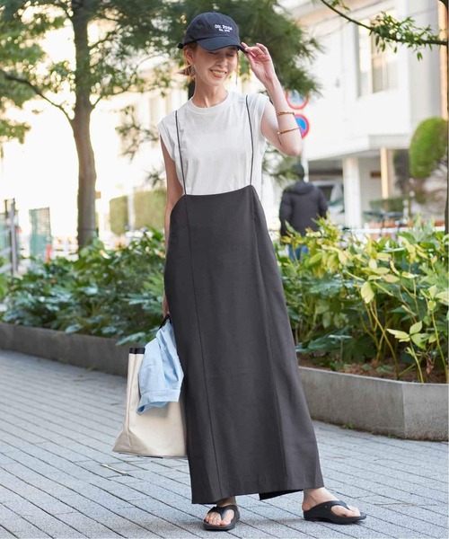 SLOBE IENA(スローブイエナ)の「《2枚セット/追加3》アイラインキャミワンピース×ノースリーブTEEセット(ワンピース・レディース・ブラック・FREE)」の11枚目の写真