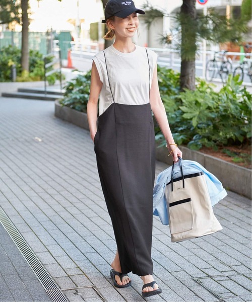 SLOBE IENA(スローブイエナ)の「《2枚セット/追加3》アイラインキャミワンピース×ノースリーブTEEセット(ワンピース・レディース・ブラック・FREE)」の13枚目の写真