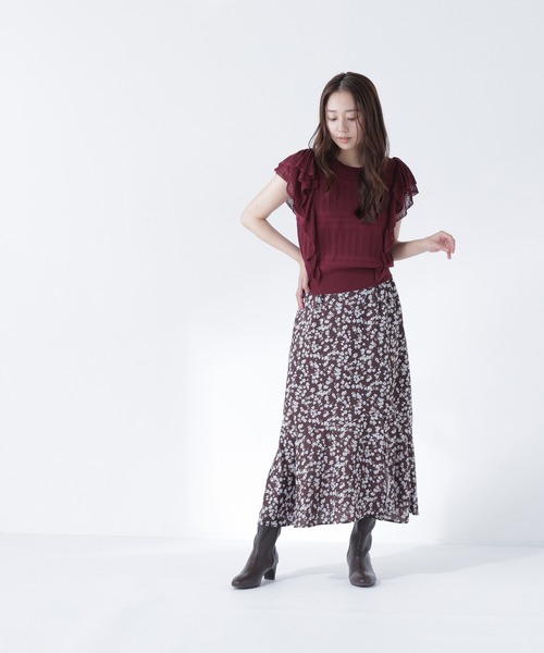 NATURAL BEAUTY BASIC(ナチュラルビューティーベーシック)の「レースフリルミックスニット(ニット/セーター・レディース・ブラック/オフホワイト/バーガンディー・フリ-)」の7枚目の写真