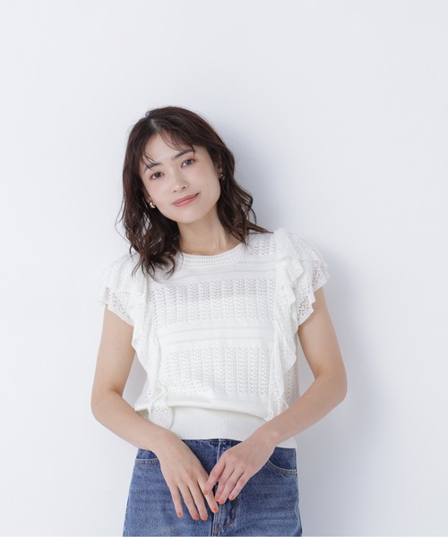 NATURAL BEAUTY BASIC(ナチュラルビューティーベーシック)の「レースフリルミックスニット(ニット/セーター・レディース・ブラック/オフホワイト/バーガンディー・フリ-)」の15枚目の写真