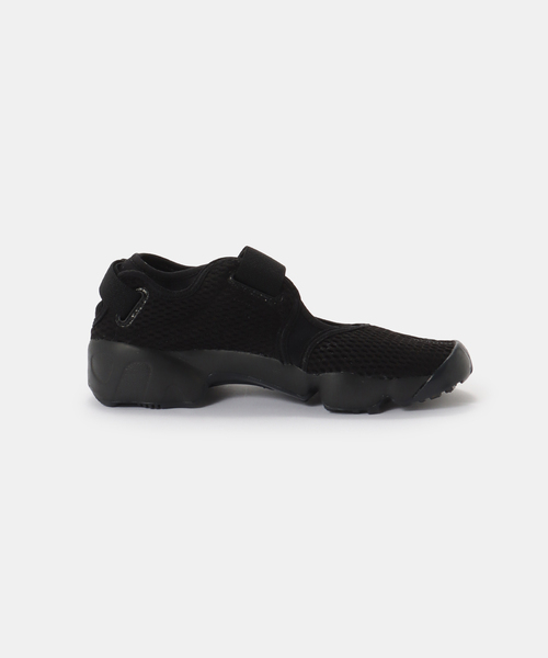 NIKE(ナイキ)の「【NIKE/ ナイキ】 W NIKE AIR RIFT MESH(スニーカー・レディース・ブラック・25cm/24cm/23cm/22cm)」の2枚目の写真