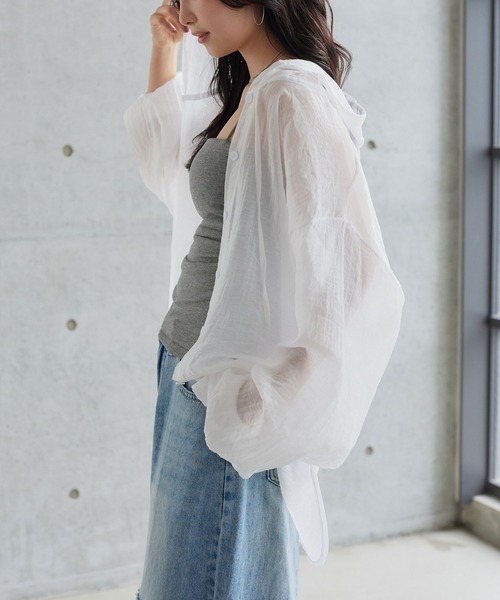 KOBE LETTUCE(コウベレタス)の「シアーロングシャツパーカー(シャツ/ブラウス・レディース・ブラック/ホワイト/ブルー・M)」の8枚目の写真