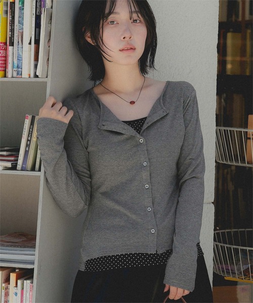 miette(ミエット)の「レイヤード風長袖トップス(Tシャツ/カットソー・レディース・クリーム/チャコール/ブラック・S/M/L)」の19枚目の写真